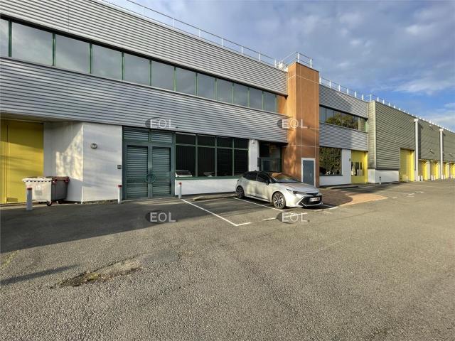 Location activité entrepôt 457 m²