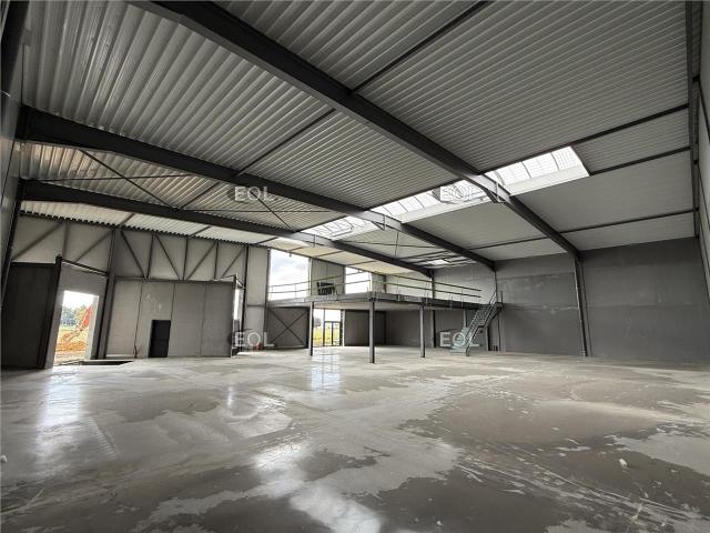 Location cellules d'activité Le Mesnil Amelot Proche A1 A104
