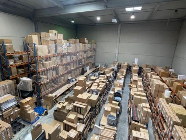 Location locaux d'activité Stains Proche transports