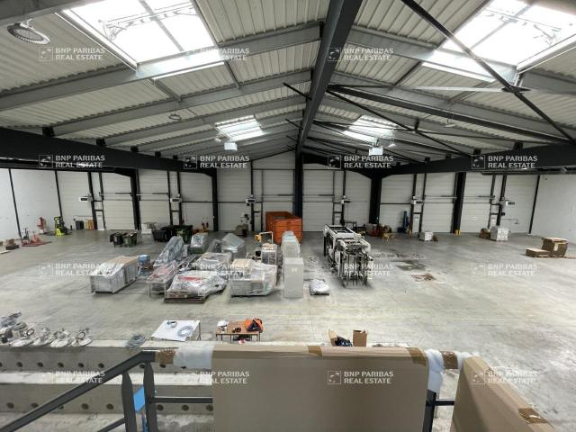 Location activité entrepôt 1500 m²
