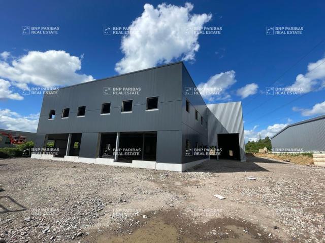Location activité entrepôt 1960 m²