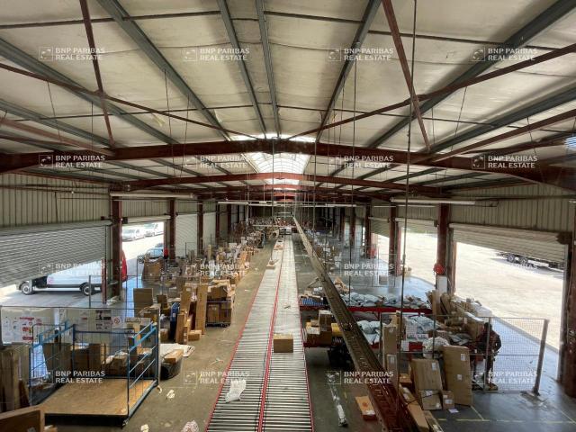 Location activité entrepôt 2095 m²