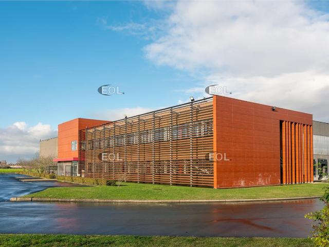 Location entrepôt logistique Houplines Proximité A25 et Belgique