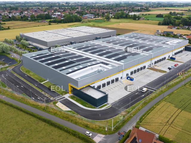 Location activité entrepôt 22152 m²