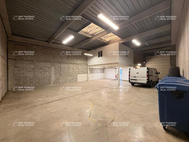 Location activité entrepôt 250 m²