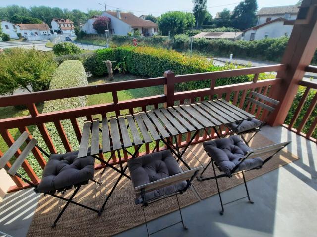 Location appartement, 43.89 m² T 2 à Bidart, 700 €