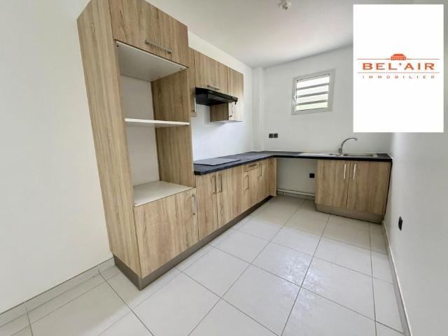 Location Appartement 40.16m² 2 pièces Fort de france