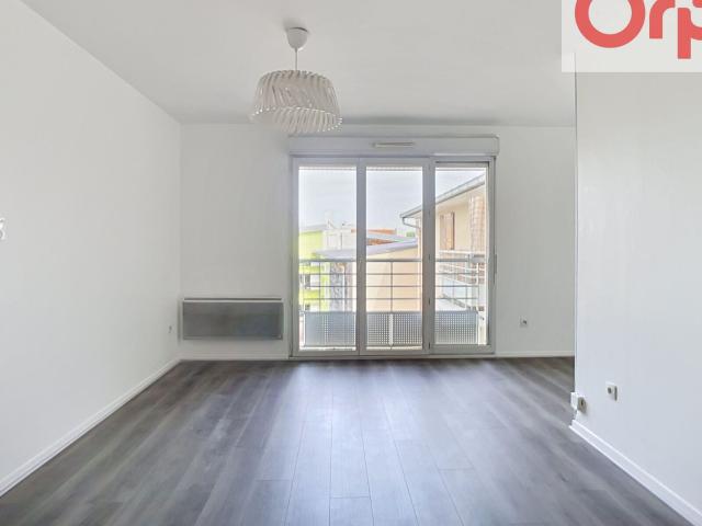 Location appartement, 42.39 m² T 2 à Choisy le Roi, 988 €