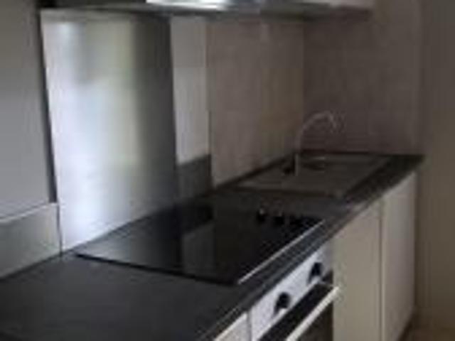 location appartement 42 rue catinat 2 pièces 34 m2 gard 30900 483 €