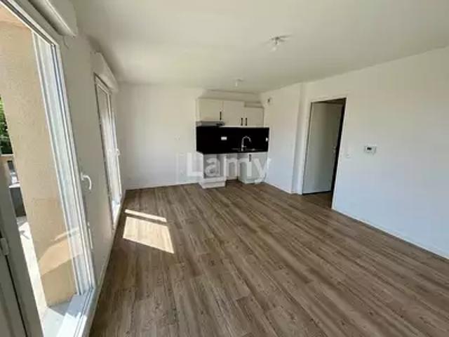 location appartement, 47.17 m² au dernier étage parking