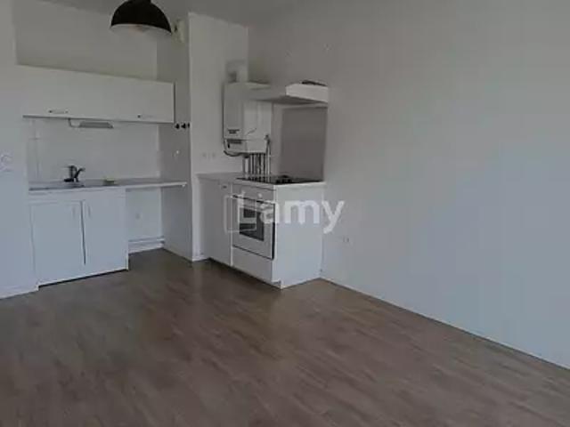 location appartement, 44.66 m² au dernier étage parking