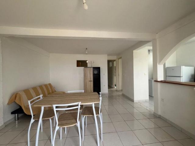 Location Appartement 44m² 2 pièces Fort de france