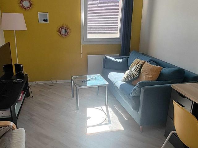 Location appartement, 45.21 m² T 2 à Serris, 950 €