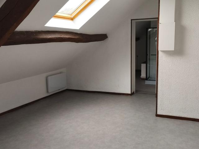 Location appartement, 46.37 m² T 1 à Orly sur Morin, 531 €