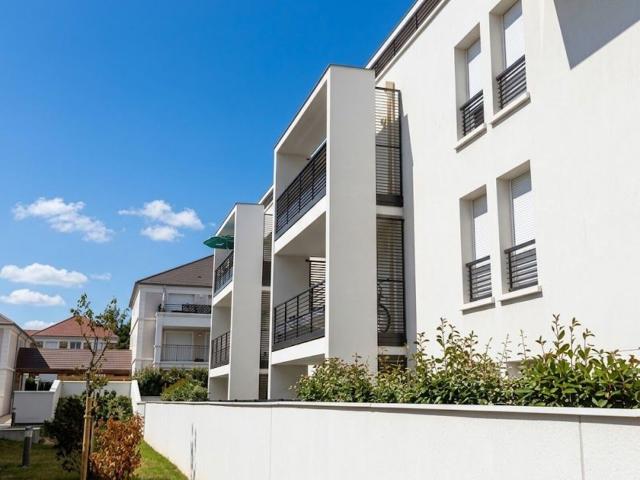 Location appartement, 48.44 m² T 2 à Vaires sur Marne, 944 €