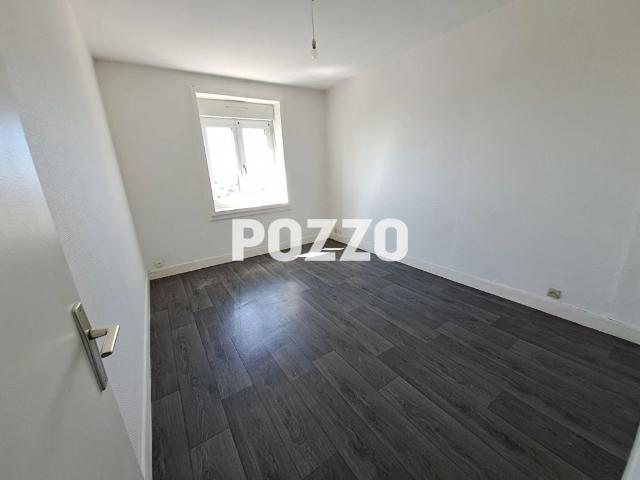 Location Appartement 4 pièce s 73 m² Granville