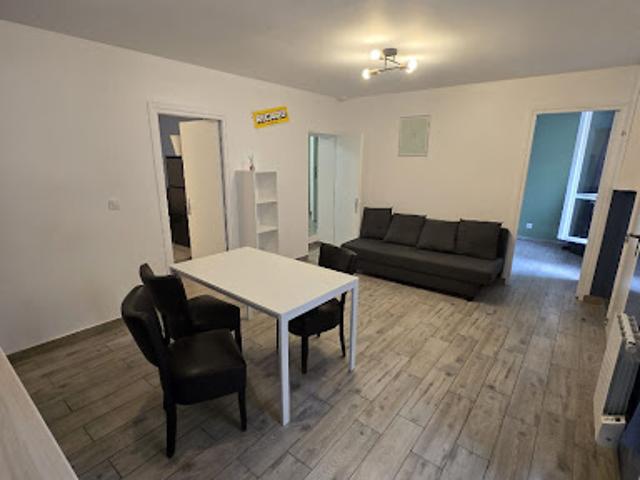 Location Appartement 4 pièces 52 m2 Ivry sur Seine