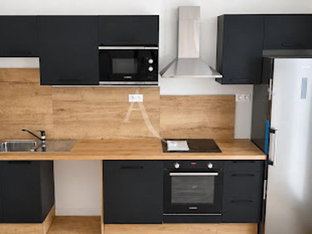 Location Appartement 4 pièces 56.82 m2 Saint Nazaire