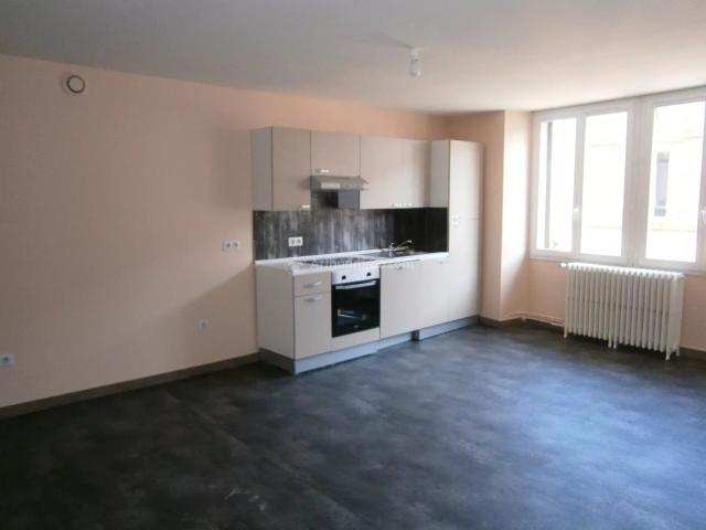 Location Appartement 4 pièces 63 m2 à Carmaux