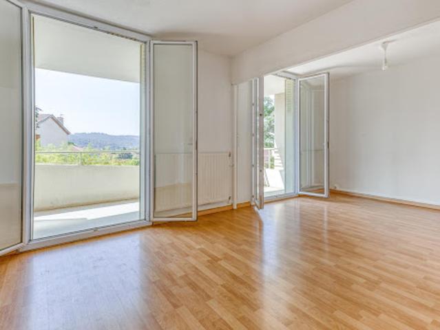Location Appartement 4 pièces 63 m2 Aix en Provence