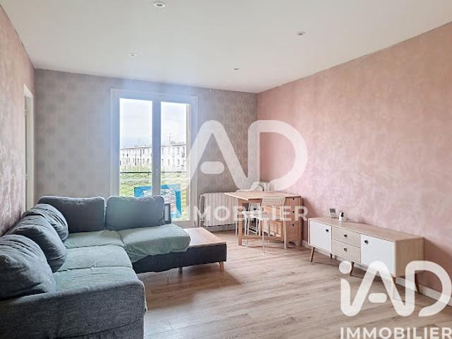 Location Appartement 4 pièces 63 m2 Le Blanc Mesnil