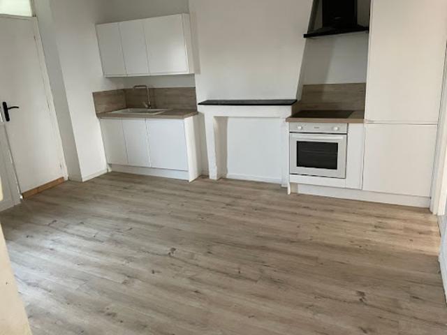 Location Appartement 4 pièces 63 m2 Saint André lez Lille