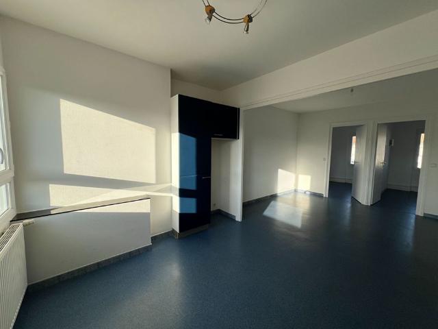 Location Appartement 4 pièces 63m²