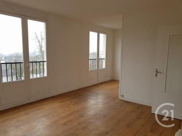 Location Appartement 4 pièces 63m² BRIE COMTE ROBERT 77170
