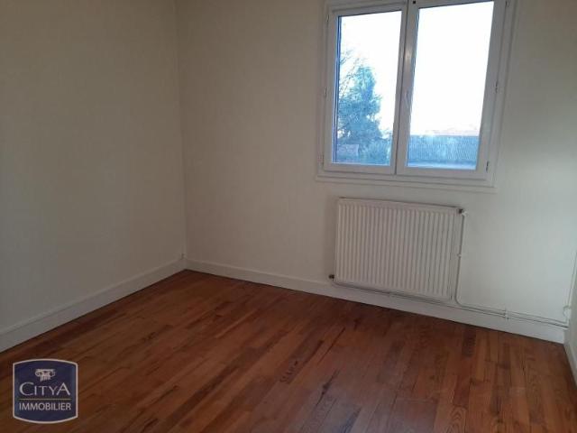 Location Appartement 4 pièces 63m² VILLEFRANCHE SUR SAONE 69400
