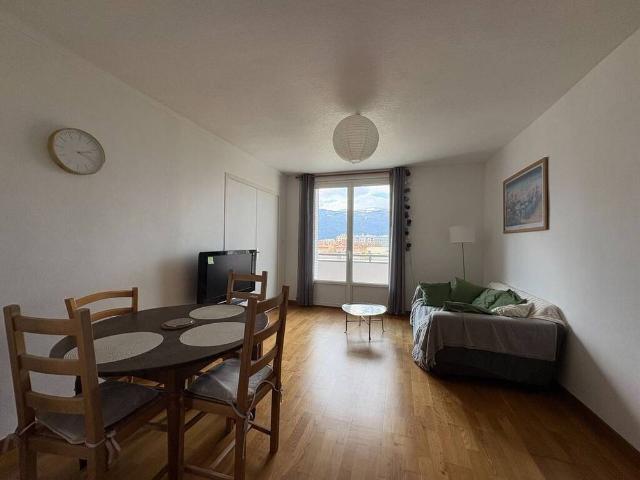 Location Appartement 4 pièces 61m² GRENOBLE 38100