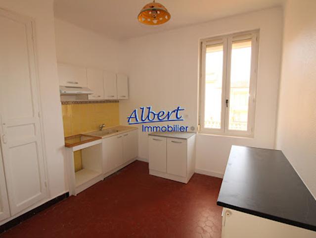 Location Appartement 4 pièces 62.86 m2 Toulon