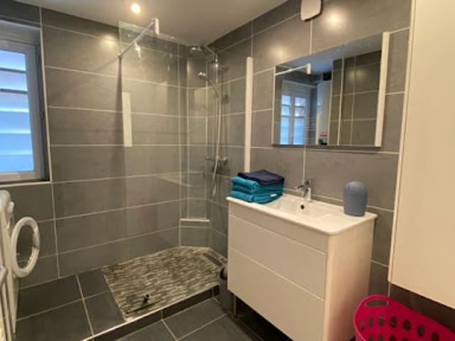 Location Appartement 4 pièces 62 m2 Grenoble