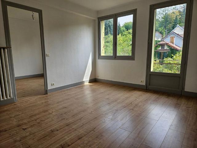 Location Appartement 4 pièces 62m² BESANCON 25000