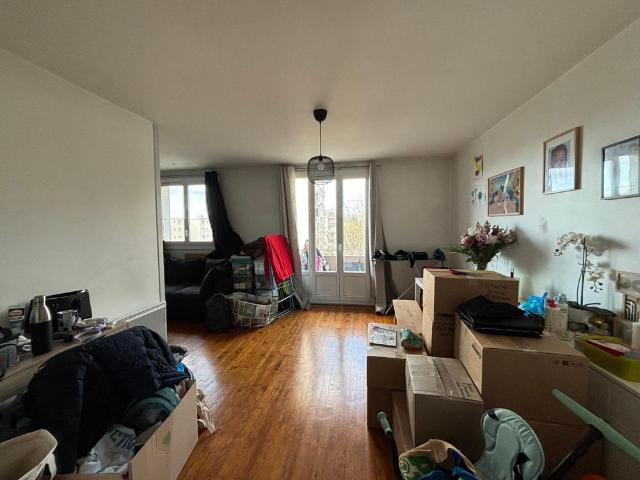 Location Appartement 4 pièces 62m² VALENCE 26000