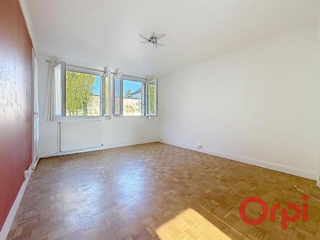 Location Appartement 4 pièces 67.44 m2 Verrieres le buisson
