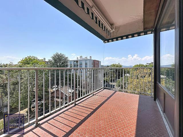 Location Appartement 4 pièces 67.37 m2 Lyon 5ème