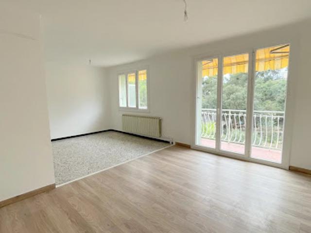 Location Appartement 4 pièces 67 m2 La Seyne sur Mer