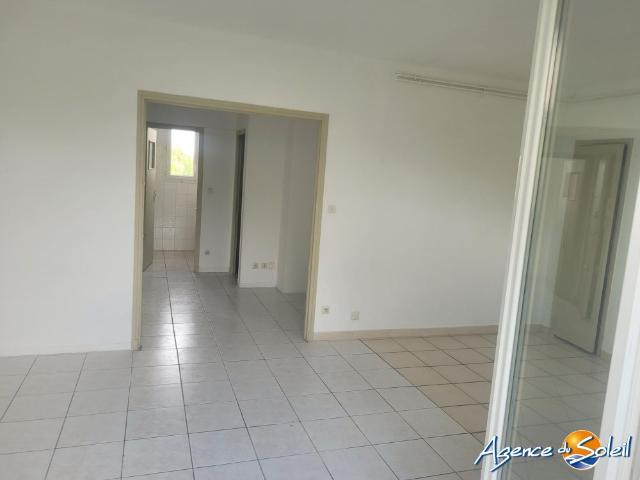 Location Appartement 4 pièces 67m² NARBONNE 11100