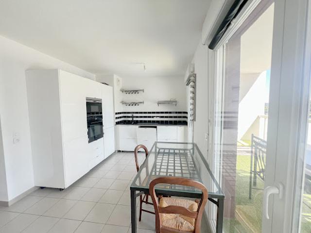 Location Appartement 4 pièces 64.78 m2 Istres