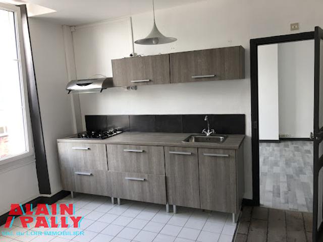 Location Appartement 4 pièces 64.84 m2 Cloyes sur le Loir