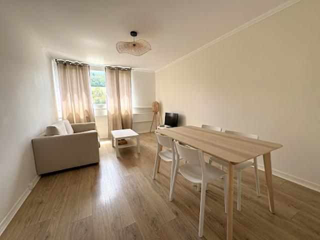Location Appartement 4 pièces 64.08 m2 Saint Etienne