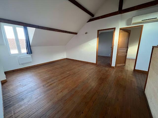 Location Appartement 4 pièces 64 m2 Montluçon