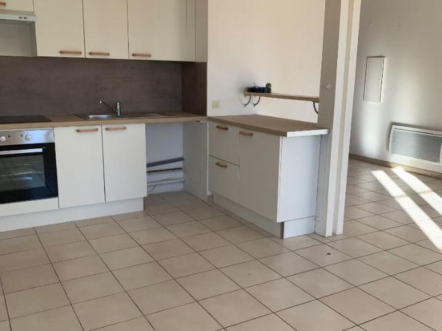 Location Appartement 4 pièces 64m²