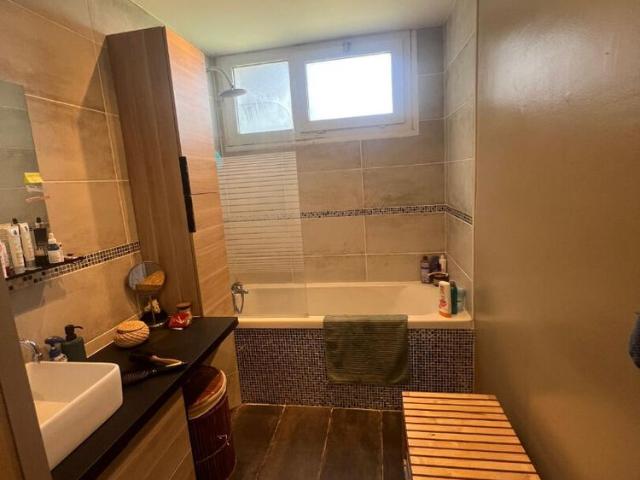 Location Appartement 4 pièces 64m² BETHENY 51450