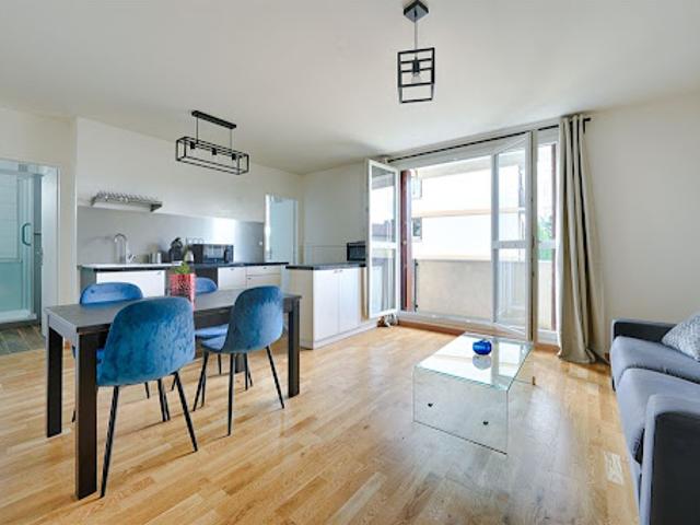 Location Appartement 4 pièces 65 m2 Ivry sur Seine