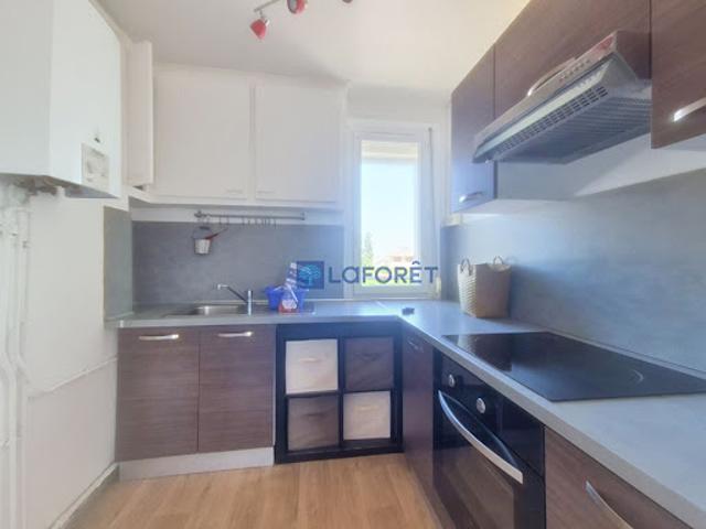 Location Appartement 4 pièces 65 m2 Saint Quentin