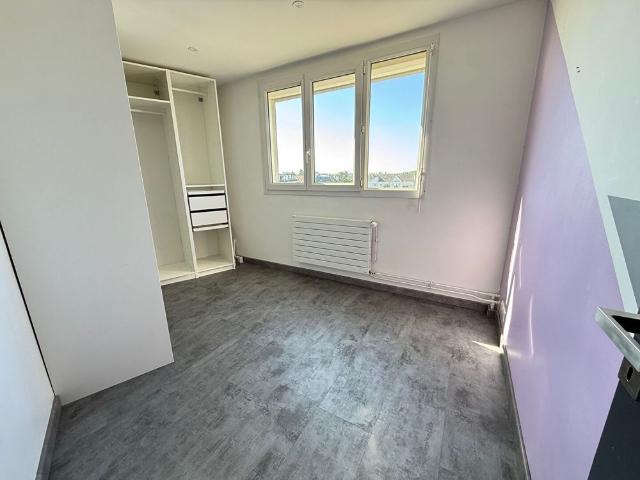 Location Appartement 4 pièces 65m²