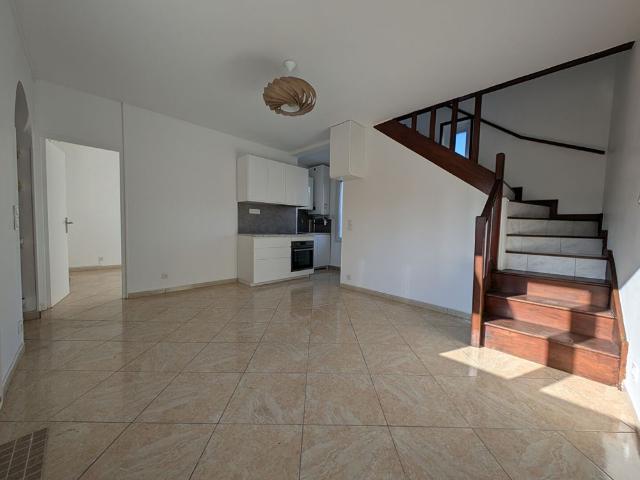 Location Appartement 4 pièces 65m²