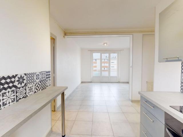 Location Appartement 4 pièces 65m² CHENOVE 21300