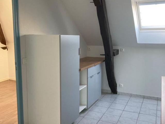 Location Appartement 4 pièces 65m² SABLE SUR SARTHE 72300